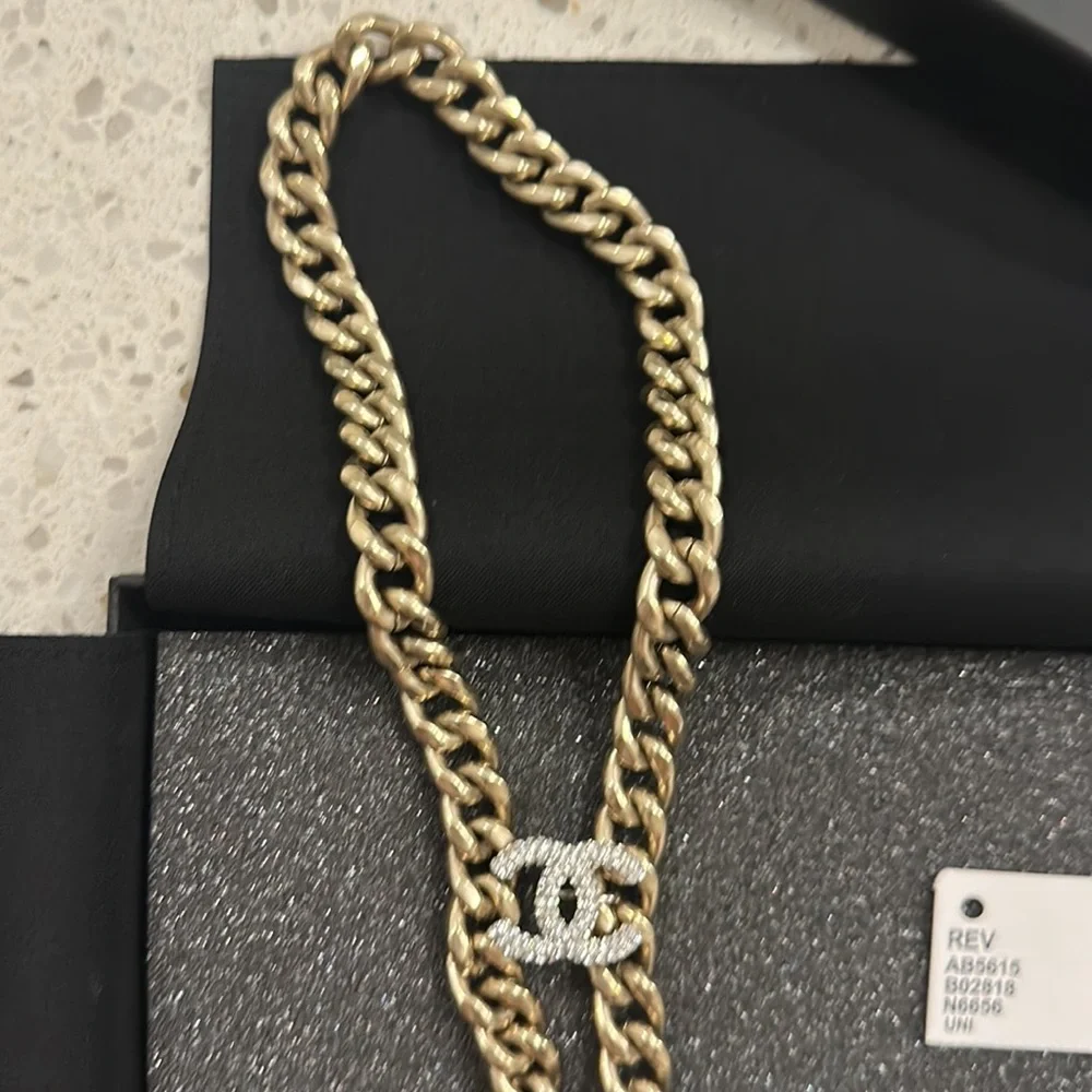 Chanel necklace gold color & Strauss CC Bolero NWT, Full Set - Picture 14 of 16